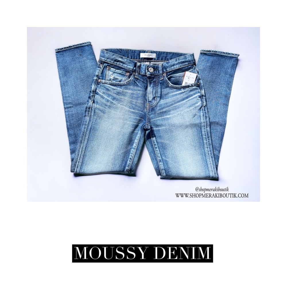 Moussy Vintage MV | Howa Distressed Paint Splatter Sewn Knee Patch Jeans
